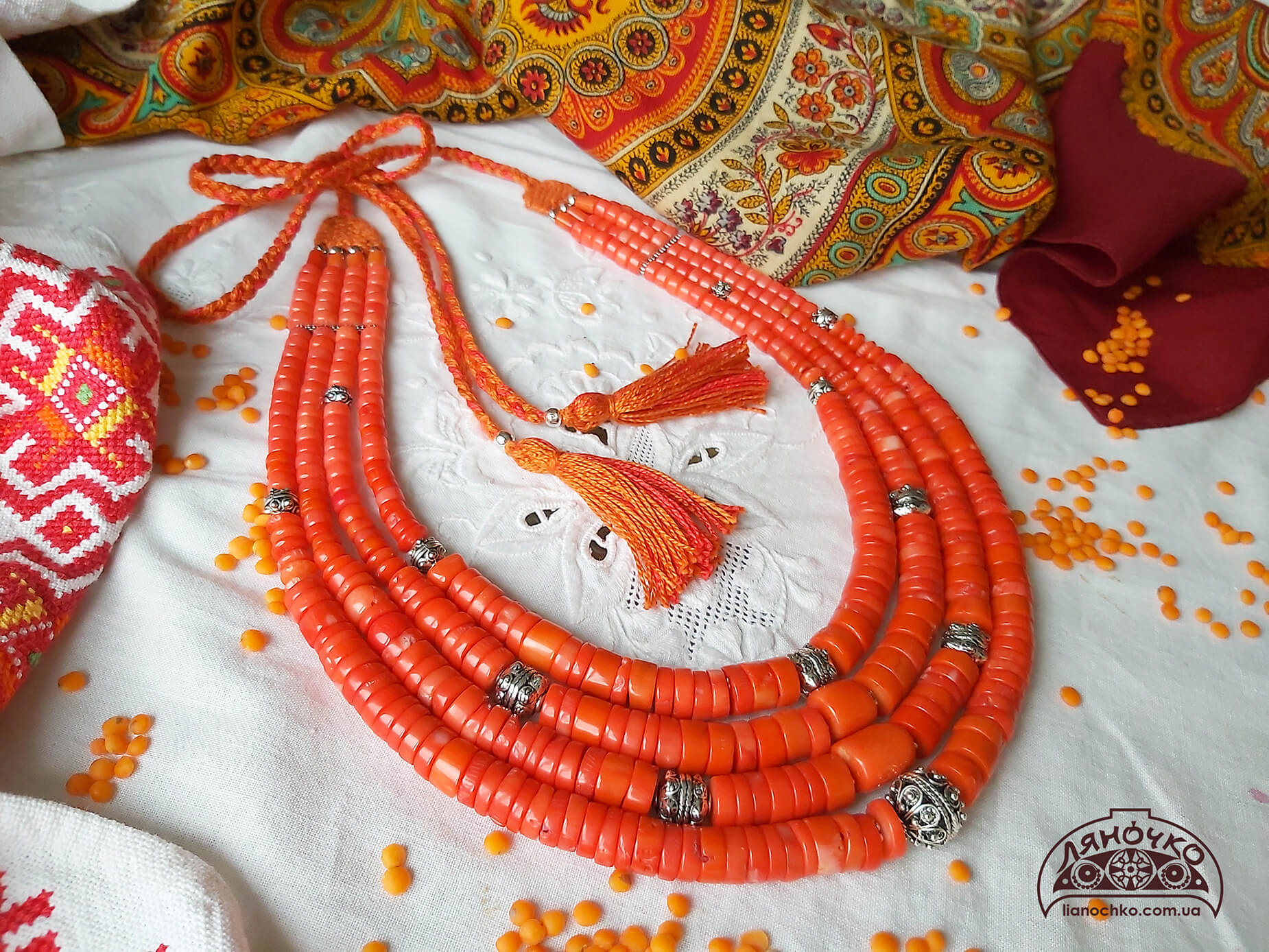Коралі "Любава" фото корали